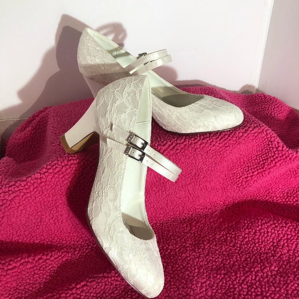 Elegant Park Mark Jane Lace Wedding Shoes